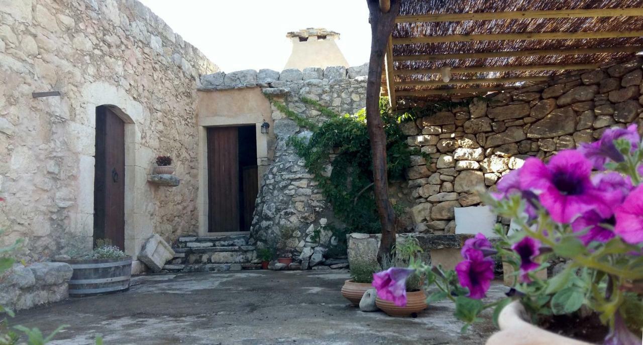 Bendeni Cottage Megala Chorafia Exterior foto